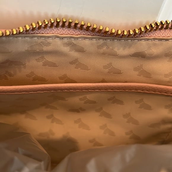 NWOT beautiful Radley bag in soft pebbled leather. - Picture 7 of 15